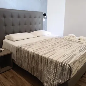 Angi Guest house Rome